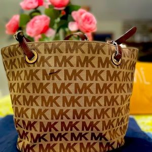 Authentic Michael Kors tote